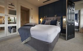 The Bridge Pub & Rooms